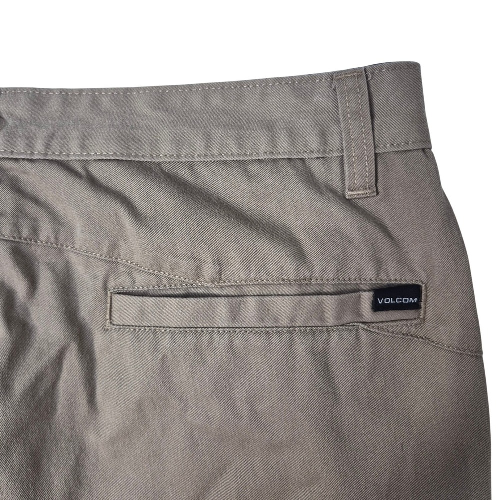 Volcom Chino Pants Mens 34 x 32 Tan VMonty Stretch Straight Leg A11313S1
